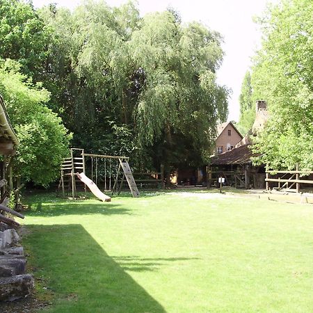 Auberge Du Bord Des Eaux - Demi-Pension Assuree Sur Reservation Saint-Amand-les-Eaux Exterior foto