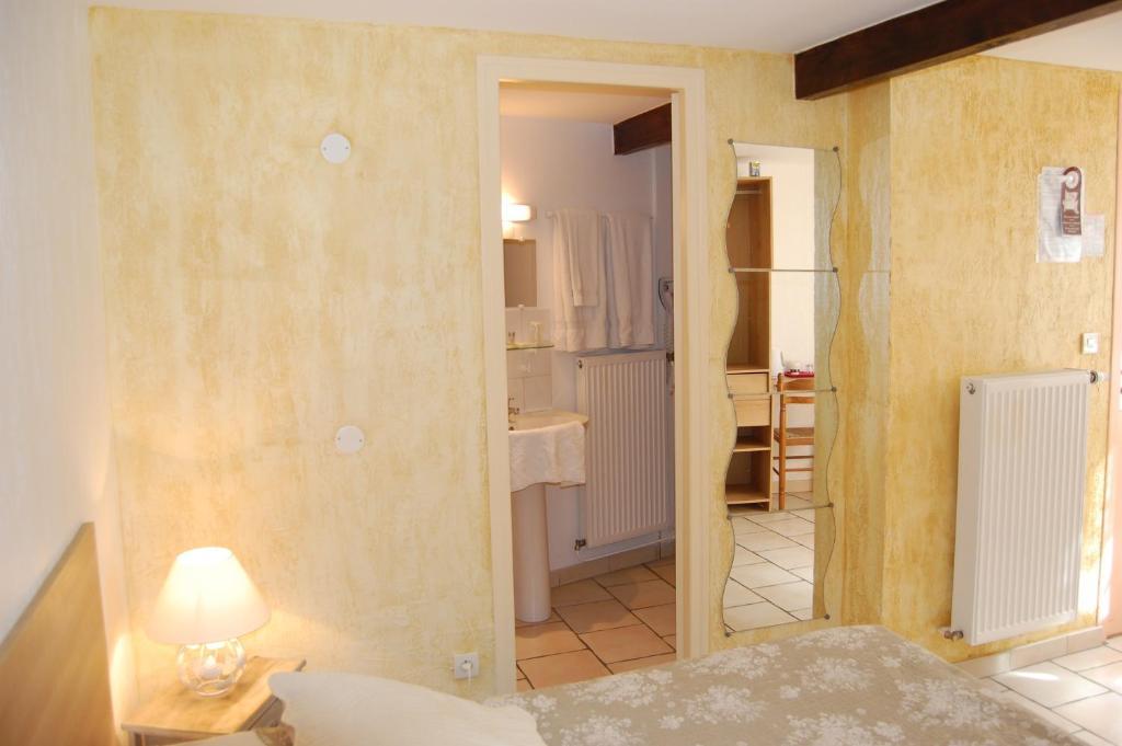 Auberge Du Bord Des Eaux - Demi-Pension Assuree Sur Reservation Saint-Amand-les-Eaux Cameră foto