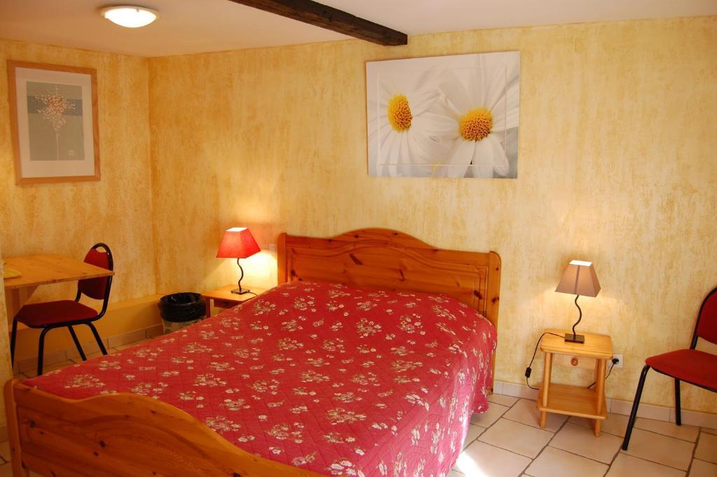 Auberge Du Bord Des Eaux - Demi-Pension Assuree Sur Reservation Saint-Amand-les-Eaux Cameră foto