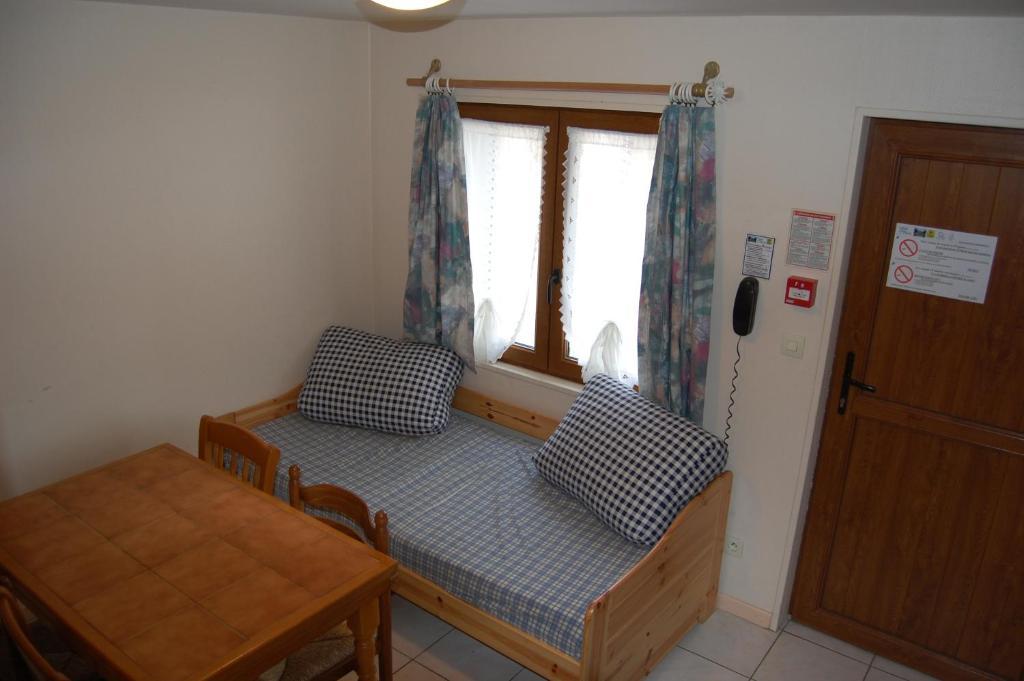 Auberge Du Bord Des Eaux - Demi-Pension Assuree Sur Reservation Saint-Amand-les-Eaux Cameră foto