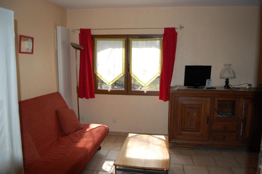 Auberge Du Bord Des Eaux - Demi-Pension Assuree Sur Reservation Saint-Amand-les-Eaux Cameră foto